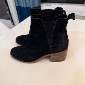TOMS Esme Black Suede Ankle Boot Women's 8.5